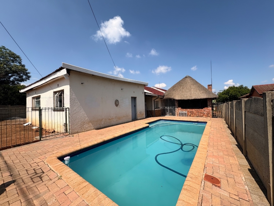 3 Bedroom Property for Sale in Orkney North West